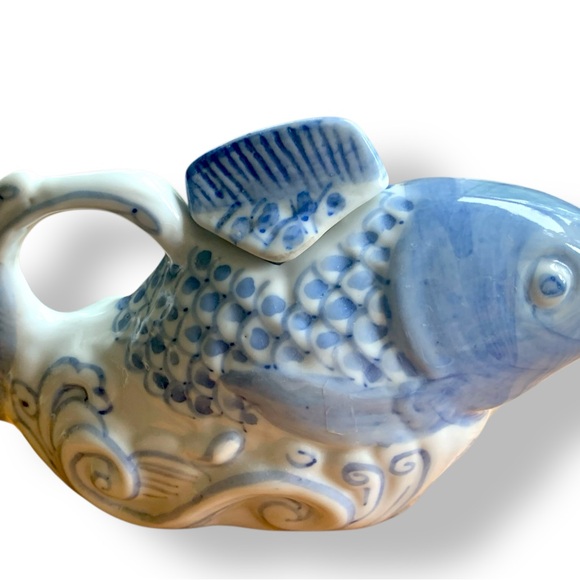 Vintage Blue and White Chinese Carp on Waves Porcelain Tea Pot - Picture 2 of 9